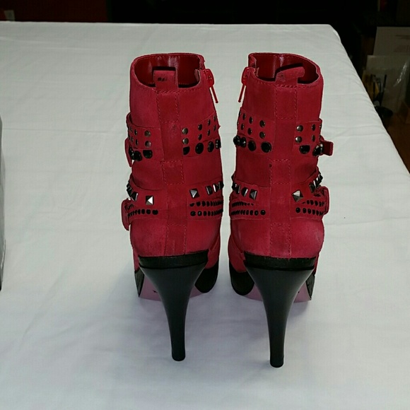 Red Suede Platform Boots - Picture 3 of 8